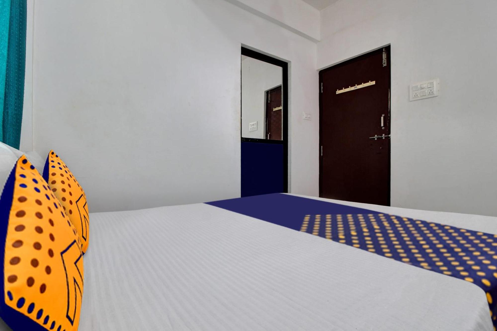 Hotel O U & I Livings Arambol Exterior foto